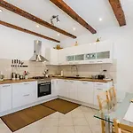 Lichtdurchflutete Mit Alpaka-ranch In Der Naehe, Privatpool, Grillbereich, Waschmaschine * Drivenik